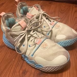 Men Basketball Shoes